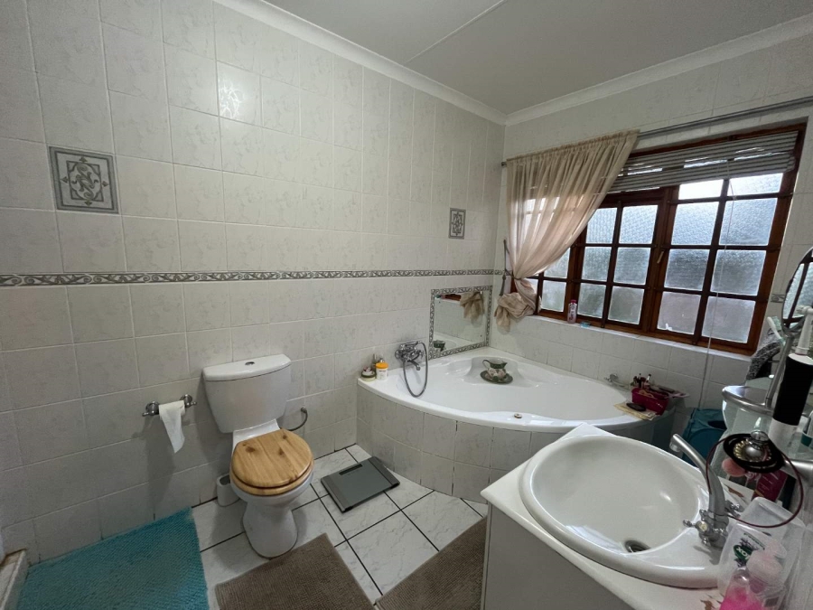 3 Bedroom Property for Sale in Keidebees Northern Cape